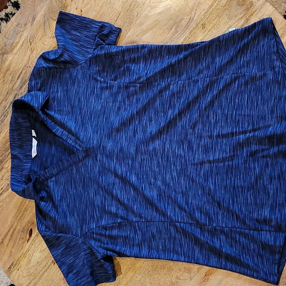 Woman's short sleeve Navy blue golf shirt